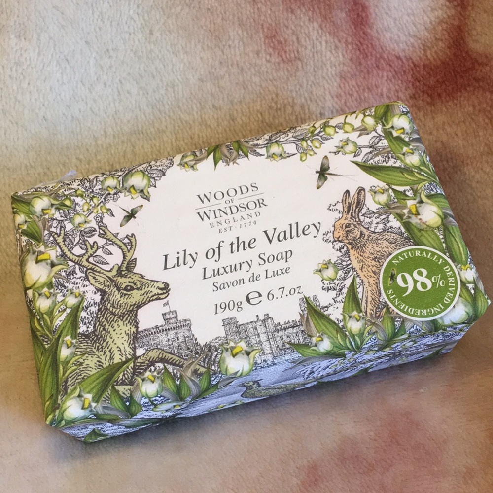 Woods of Windsor England Scented Lily Of The Valley Luxury Soap 6.7oz Bar NWT